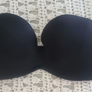 Wonderbra Elegant Black Strapless Bra